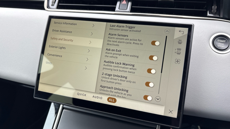 Land Rover Range Rover Evoque 2.0 D200 Dynamic SE 5dr Auto Diesel Hatchback